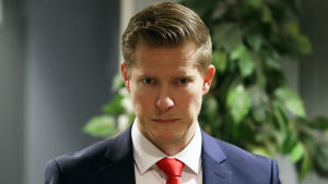 Tobias Salmelainen är sportchef i HIFK. Tobias Salmelainen är sportchef i HIFK.