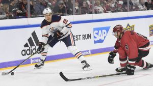 Jesse Puljujärvi lyckades inte etablera sig i Edmonton. Jesse Puljujärvi spelar i Edmonton Oilers 2018.