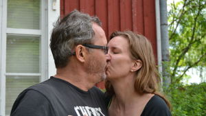 Peter och Magdalena Snickars. En bild från dokumentären "Tills cancern skiljer oss åt" från 2015. Peter och Magdalena Snickars