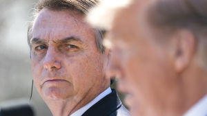 Miljöaktivister befarar det värsta då Jair Bolsonaro och Donald Trump leder Brasilien respektive USA Brasiliens president Jair Bolsonaro på besök hos Donald Trump i Washington den 19 mars 2019.