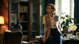Vanessa Kirby som Ada Brooks. Vanessa Kirby som Ada Brooks i filmen Mr Jones.