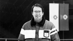 Ken Dryden var expertkommentator i OS i Sarajevo 1984. Ken Dryden var expertkommentator i OS i Sarajevo 1984.