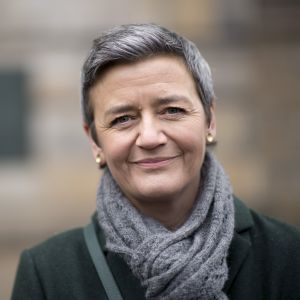 Det behövs regler för AI, anser kommissionens viceordförande Margrethe Vestager. Margrethe Vestager