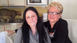 Jenny Joro har fått en vän för livet i sin egenvårdare Hannele Mäkinen. Jenny Joro, Hannele Mäkinen