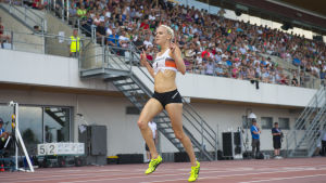Sandra Eriksson korsade mållinjen som ohotad etta. Sandra Eriksson, Kalevaspelen 2016.