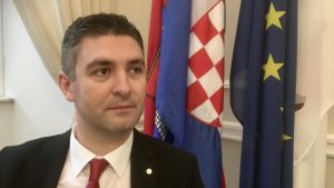 Dubrovniks borgmästare Mato Franković i stadshuset beläget i Gamla staden. Dubrovniks borgmästare Mato Franković.