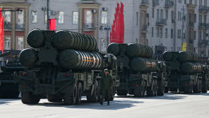 Missilsystemet S-400 uppvisades under segerdagsparaden i Moskva ifjol. De ryska S-400 missilsystemen på parad i Moskva.
