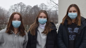 Elin Lemström, Elin Ahrenberg och Elin Wikström tror de klarar tre veckor på distans men befarar att tiden blir längre. Elin Lemström, Elin Ahrenberg och Elin Wikström