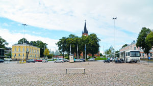 Mindre än hälften av de röstberättigade personerna i Lovisa centrum besökte en valurna. Arkivbild. Lovisa torg