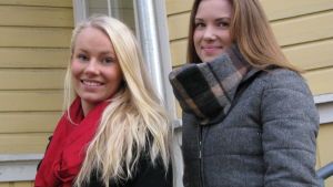 Isabella och Christa säger att unga måste få göra misstag. Isabella och Christa är 16 år och går i Katedralskolan i Åbo.