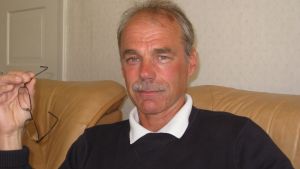 Ulf Heimberg stödde Antti Rinne från början. Ulf Heimberg är stadsstyrelsens ordförande i Raseborg.