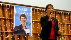 Sari Essayah var Kristdemokraternas kandidat i det förra presidentvalet. Många hoppas på en repris nu. Sari Essayah håller kampanjtal i Vasa