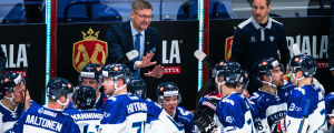 Jukka Jalonen leder Finland mot VM. Finlands ishockeylejon i Helsingfors.