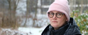 Annika Niemis familj har klagat till staden i omkring ett halvår, utan resultat. En kvinna i mössa och glasögon och vinterrock.