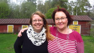 Liselott Nyström och Susanna Sund Ungdomsinformatörerna Liselott Nyström och Susanna Sund på Decibel.fi