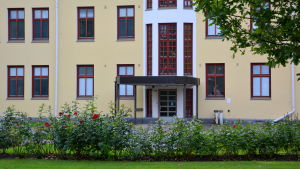 Det gamla sjukhuset i Märynummi har under senare år också varit asylboende. Halikko sjukhus.