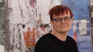 Marjaana Jauhola tycker det är konstigt att personerna runt förhandlingsborden inte återspeglar verkligheten. Marjaana Jauhola.