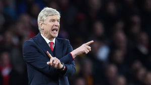 Arsène Wenger gör ett tappert försök att undvika ett nytt uttåg i åttondelen. Arséne Wenger leder Arsenal i Champions League.