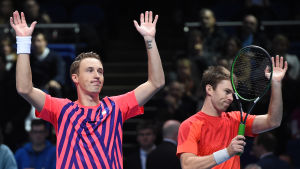 Henri Kontinen (t.v.), här med sin dubbelpartner John Peers, rankas sjua i världen just nu. Henri Kontinen och John Peers, efter ATP-tourfinalen 2016.