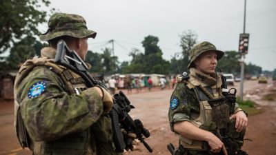 Dating en militär mans dotter
