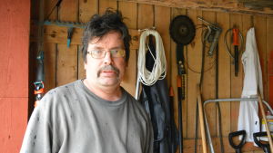 Victor Emtö Wicktor Emtö jobbar som sysselsättningsanställd vid Svanen Camping