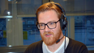 Kaj Ahlsved är doktorand i musikvetenskap. Kaj Ahlsved är forskare på Åbo Akademi. 2015.