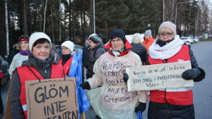 En verklig medborgarlön skulle ge anställda "strejkkapital". Nina Tonberg, Rosita Kock och Vivan Frlund