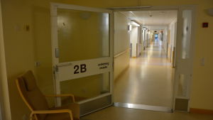Flyktingarna ska få bo bland annat på den här avdelningen. 2B är en av de avdelningar på Mjölbolsta som inhyser flyktingar.