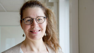 Catani har tidigare jobbat på Ateneum, som konstexpert på utrikesministeriet och på Didrichsens konstmuseum. Marina Catani