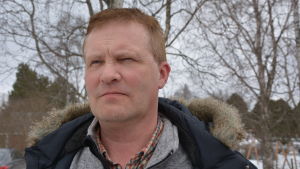 Stefan Pellas är jaktchef i Kust-Österbotten. Han berättar att vintern varit väldigt intensiv för rovdjurskontaktpersonerna på området. Stefan Pellas, jaktchef på Finlands viltcentral, Kust-Österbottens område.