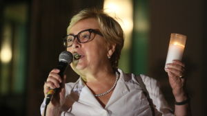 Malgorzata Gersdorf är chef för den högsta domstolen i Polen.Hon deltog i protester som ordnats mot lagreformerna. Malgorzata Gersdorf leder högsta domstolen i Polen.