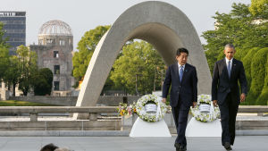 USA:s president Barack Obama besökte minnesparken i Hiroshima i maj tillsamman med Shinzo Abe. USA:s president Barack Obama besökte minnesparken i Hiroshima i maj tillsamman med Shinzo Abe.