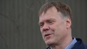 Björn Siggberg (SFP) uttryckte frustration över fullmäktiges arbetssätt. Björn Siggberg talar.