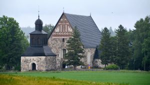 Sibbo gamla kyrka är en medeltida gråstenskyrka byggd mellan 1450 och 1454. sibbo gamla kyrka