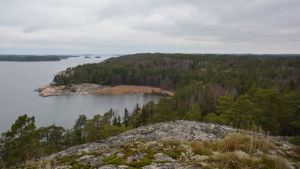 Purunpää utgör en unik helhet och är enligt skogsexperter enda stället i Sydvästra Finland där fastlandszon övergår i ytterskärgård. Glasberget, Kimitoön , Konstsamfundets skogar