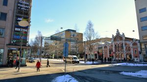 Köttaffären H. Löfmark är den äldsta affären i Vasa saluhall Vasaesplanaden i Vasa.