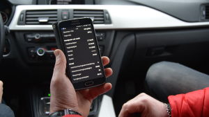 Via en app kan man få massvis med information om körningen. Bilskolorna har också tagit i bruk EDlooper, en app som samlar in information om ditt körande.