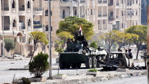 Den syriska armén fortsätter sin framryckning och hotar nu att dela rebellkontrollerade östra Aleppo i två delar Den syriska armén fortsätter sin framryckning och hotar nu att dela rebellkontrollerade östra Aleppo i två delar
