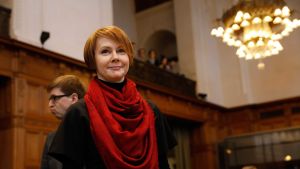 Ukrainas vice utrikesminister Olena Zerkal i ICJ i Haag 6.2.2017 Ukrainas vice utrikesminister Olena Zerkal i ICJ i Haag 6.2.2017