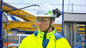 Jukka Kanerva leder planeringen av servicestoppet. Arkivbild. Produktionschef Jukka Kanerva på Neste Oil i Sköldvik.