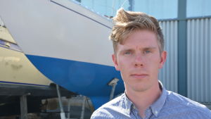 Mikael Huldén, ordförande för Airisto segelsällskaps båtbesiktningsnämnd. Mikael Huldén, båtbesiktare för ASS.