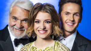 I år får Clara och Hasse ta det lugnt i tv-soffan Programledarna i Melodifestivalen 2017, David Lindgren, Clara Henry och Hasse Andersson.