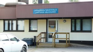 Kommunalpolitikerna i lappträsk är beredda att kämpa för sin hälsogård. Lappträsk hälsogård