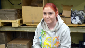 Julia Pellinen har trivs på Helapala. Julia Pellinen, praktikant vid Helapala i Tessjö