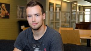 Fotbollsspelaren Carljohan Eriksson hälsade på i Succésommar under deras sista sändning.