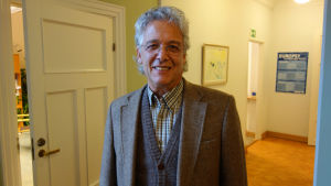 Irving Kirsch. Irving Kirsch, biträdande direktör vid programmet för placebostudier vid Harvard Medical School i USA.