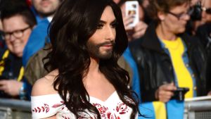 Conchita Wurst på Eurovisionens öppningsfest. Österrikes Conchita Wurst på röda mattan.