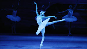 Joutsenlampi-baletti Moskovan Bolšoissa