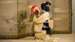 A Japanese geishas performing a  traditional dance at a temple in Kyoto, Japan, 20 October 2014.