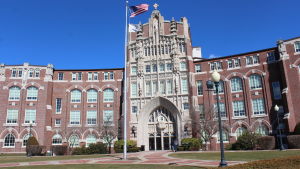 Providence College grundades för 100 år sedan, samma år som Finland blev självständigt. Campuset på Providence College.